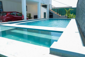 5 Bedrooms Luxury Vacation Villa